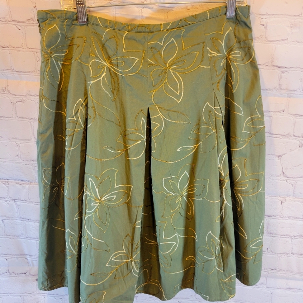 New York & Co Olive Flower Embroidery Pleated Skirt